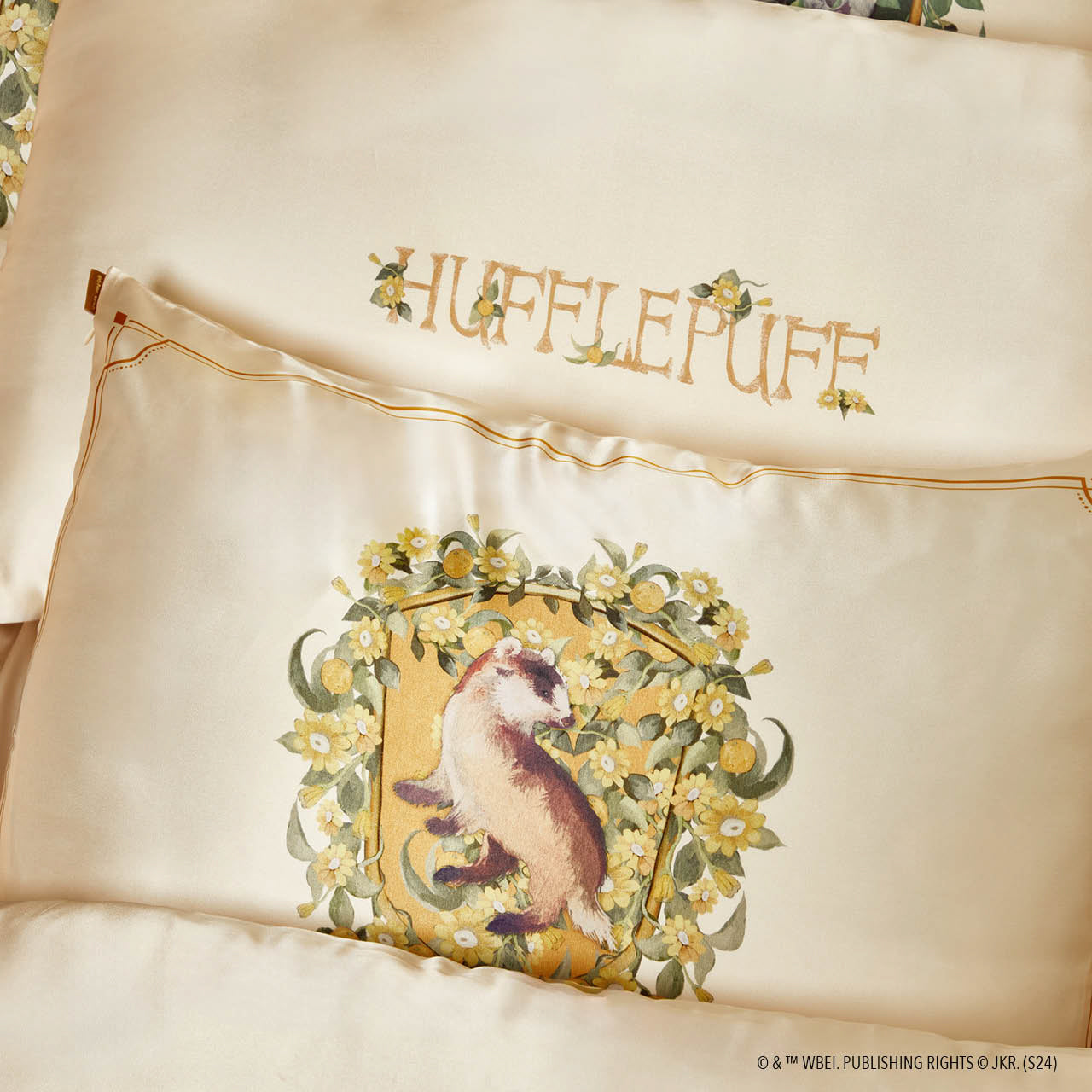Kitsch x Harry Potter Satin Pillowcase in Hufflepuff 2 Pack