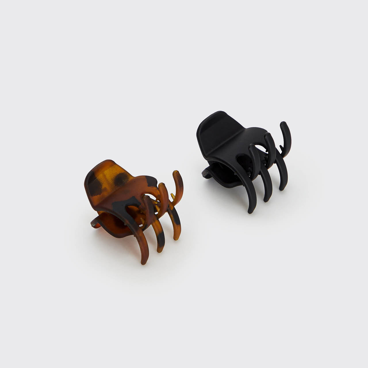Black & Tort Claw Clips 2pc Set - Medium